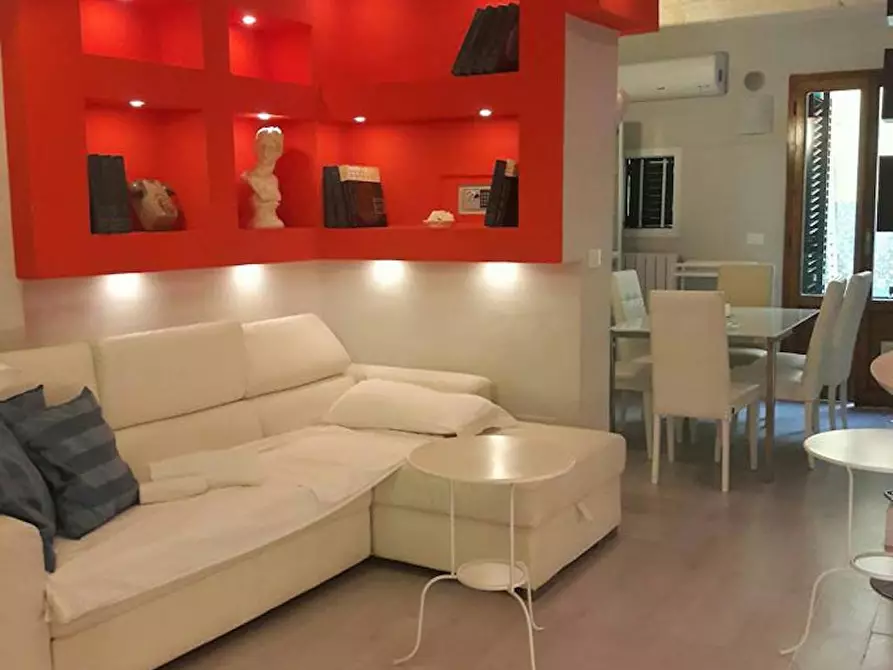 Immagine 10 di Camera condivisa in affitto  in Via Taddea a Firenze