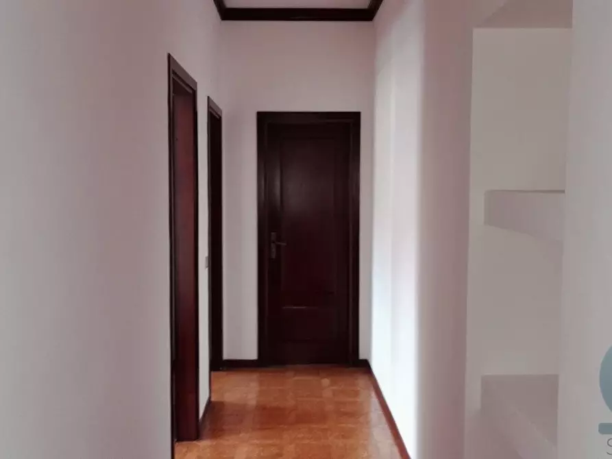 Immagine 5 di Camera in affitto  in Viale Abramo Lincoln a Caserta