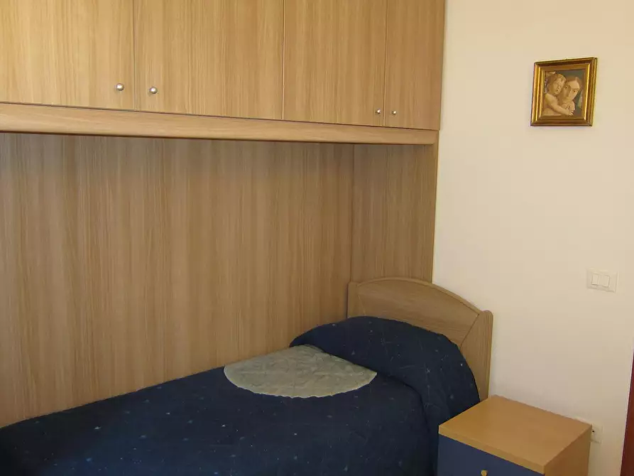 Immagine 6 di Camera in affitto  in Via Pignatello a Siena