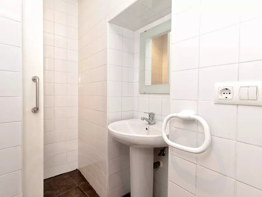 Immagine 7 di Camera in affitto  in Calle Pozo a Alicante/Alacant