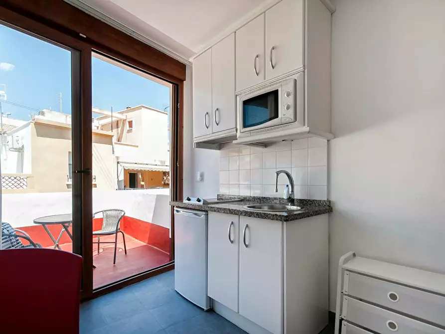 Immagine 6 di Camera in affitto  in Calle Pozo a Alicante/Alacant