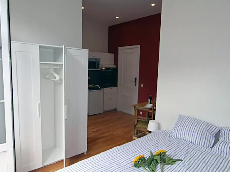 Immagine 2 di Appartamento in affitto  in Rue des Deux Tours a Saint-Josse-Ten-Noode