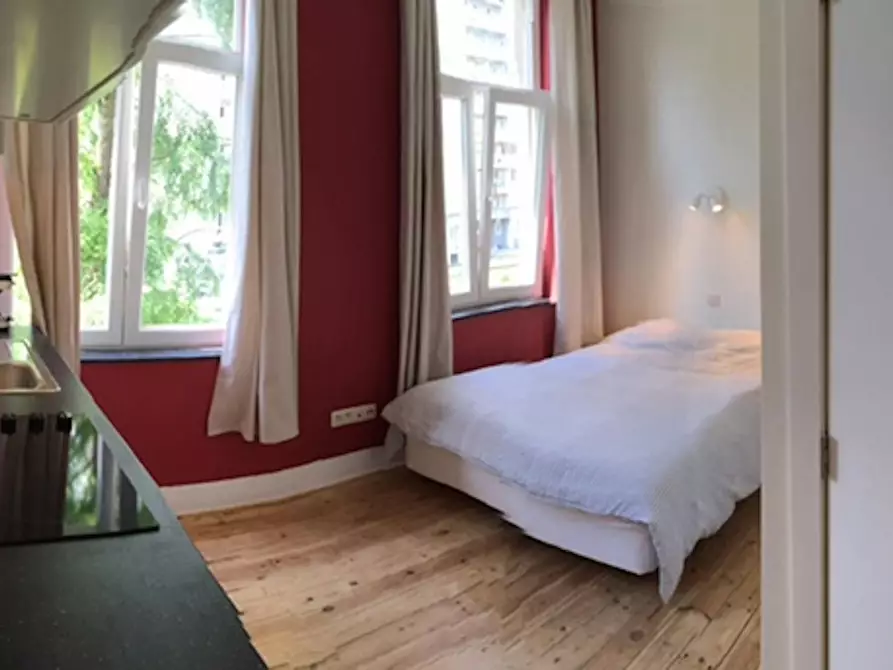 Immagine 1 di Casa indipendente in affitto  in Avenue de la Brabançonne a Bruxelles