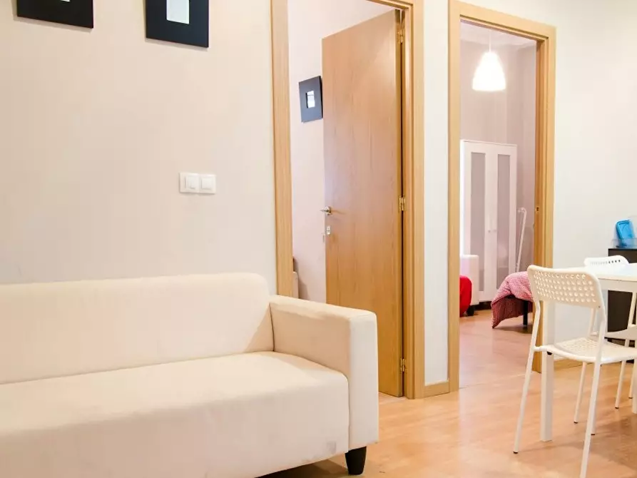 Immagine 1 di Camera in affitto  in Carrer de les Garrigues a Valencia