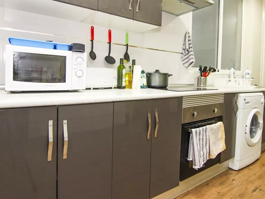 Immagine 3 di Camera in affitto  in Carrer de les Garrigues a Valencia