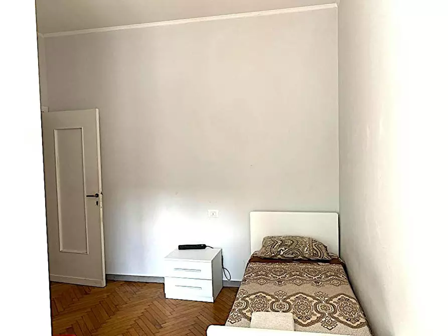 Immagine 3 di Camera in affitto  in Via Ettore Ponti a Milano