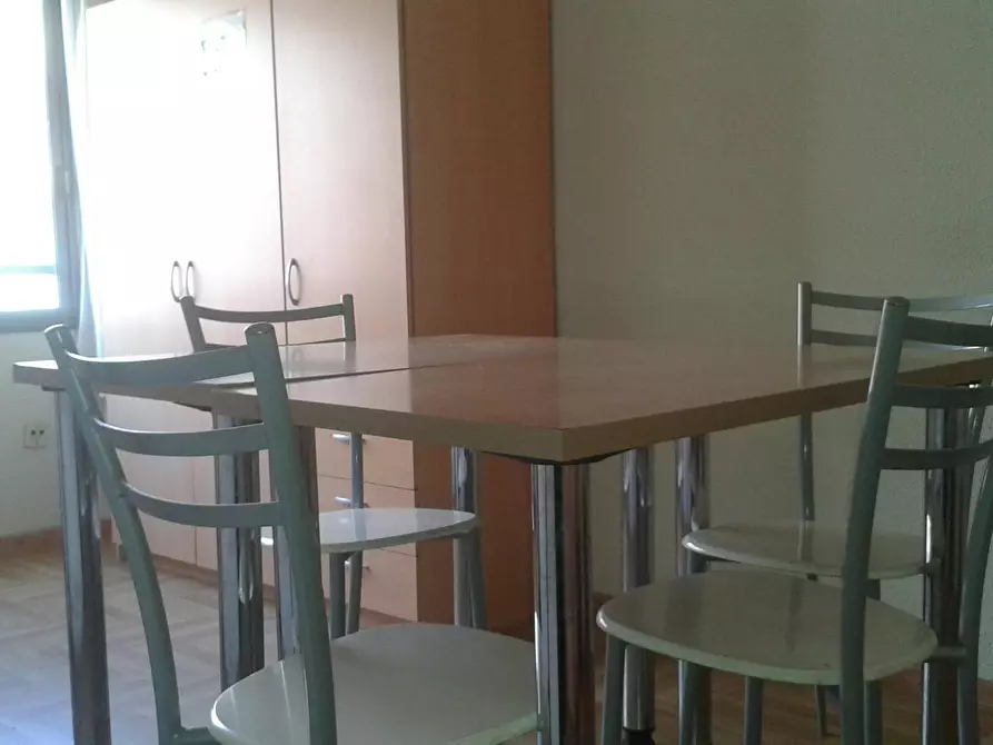 Immagine 4 di Camera in affitto  in Carrer del Poeta Artola a Valencia