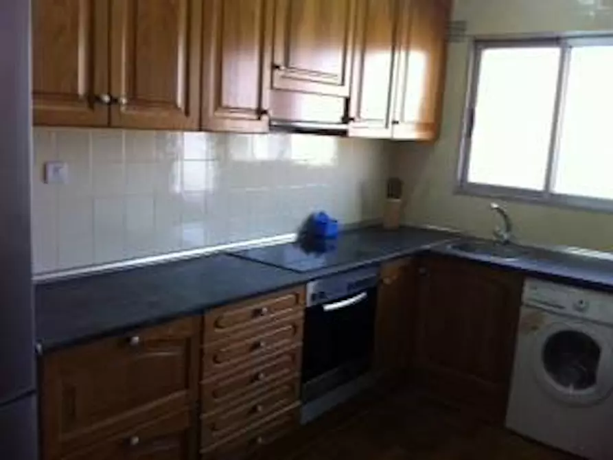 Immagine 1 di Camera in affitto  in Avinguda del Primat Reig a Valencia