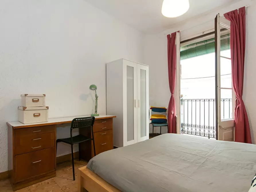 Immagine 1 di Camera in affitto  in Carrer d'Avinyó a Barcelona