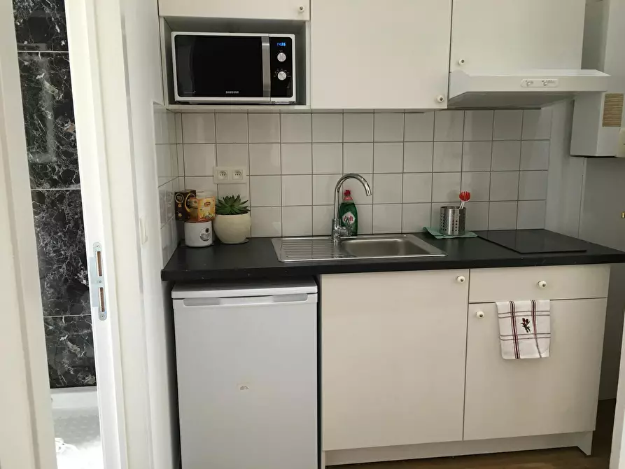 Immagine 5 di Casa indipendente in affitto  in Rue Verbist a Saint-Josse-Ten-Noode