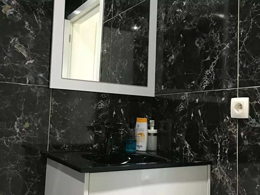 Immagine 8 di Casa indipendente in affitto  in Rue Verbist a Saint-Josse-Ten-Noode