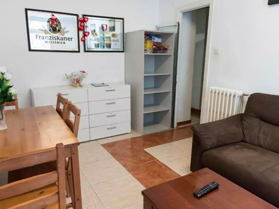 Immagine 9 di Camera in affitto  in Avenida de los Toreros a Madrid