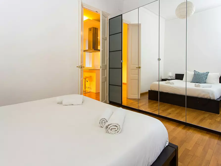 Immagine 5 di Appartamento in affitto  in Carrer del Consell de Cent a Barcelona