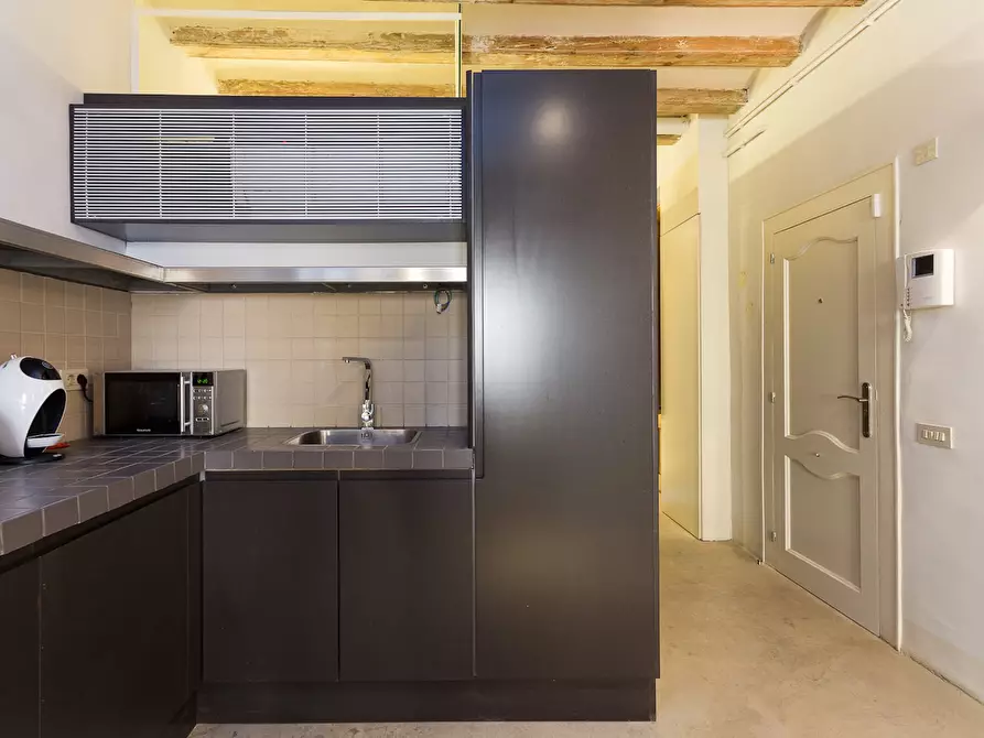 Immagine 5 di Appartamento in affitto  in Carrer de Guàrdia a Barcelona