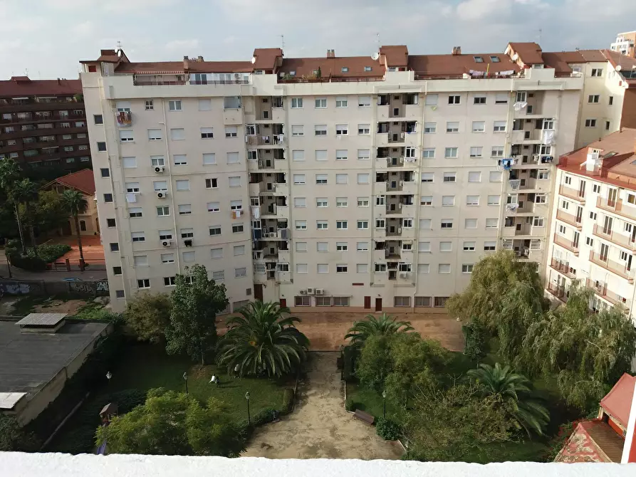 Immagine 9 di Camera in affitto  in Avinguda del Cardenal Benlloch a Valencia