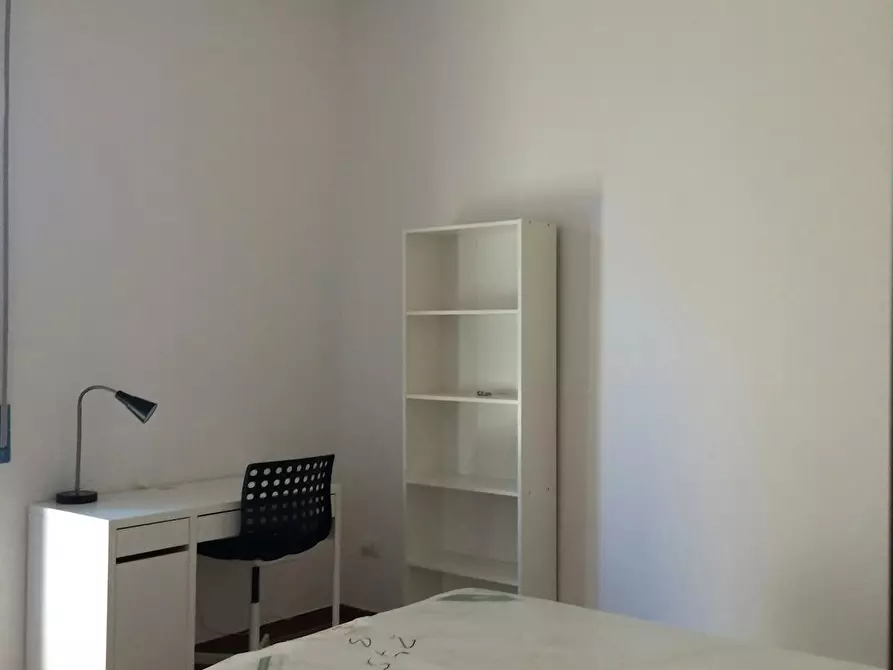 Immagine 2 di Camera in affitto  in Via Fossolo a Bologna