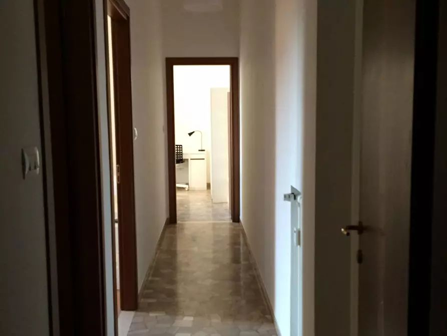 Immagine 8 di Camera in affitto  in Via Fossolo a Bologna