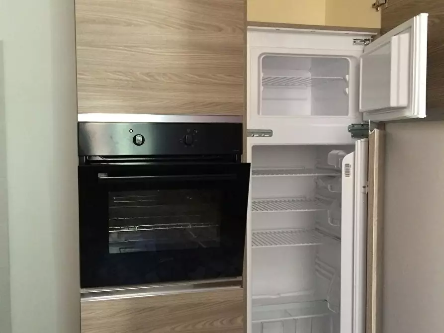 Immagine 10 di Camera in affitto  in Via Fossolo a Bologna