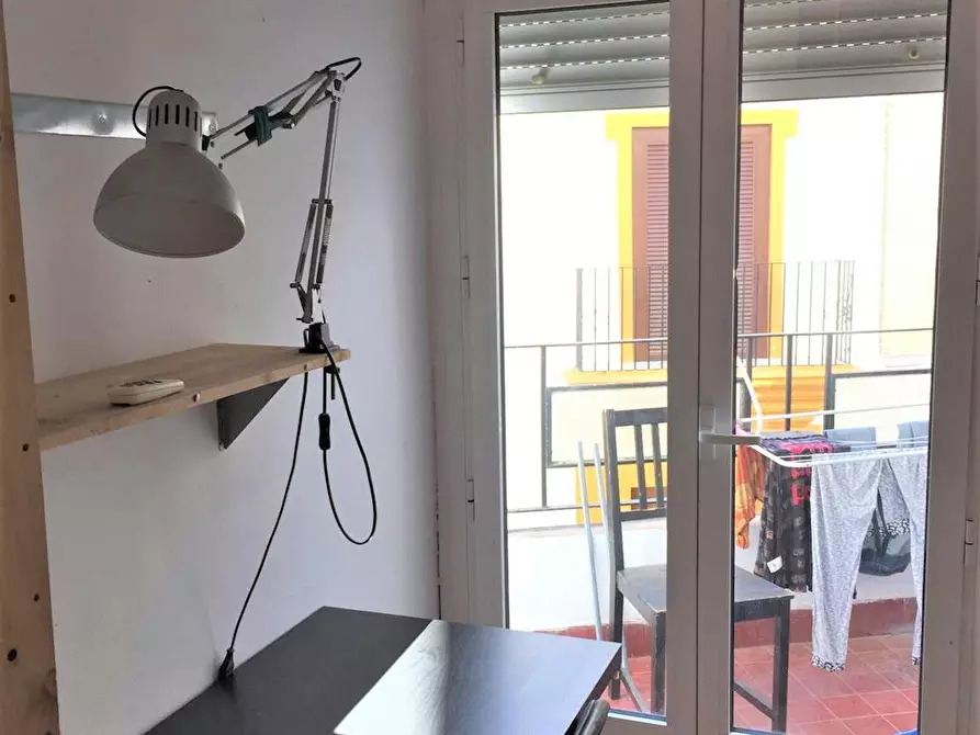 Immagine 4 di Camera in affitto  in Calle Sol a Sevilla