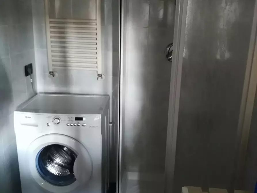 Immagine 4 di Camera in affitto  in Lungarno Cristoforo Colombo a Firenze