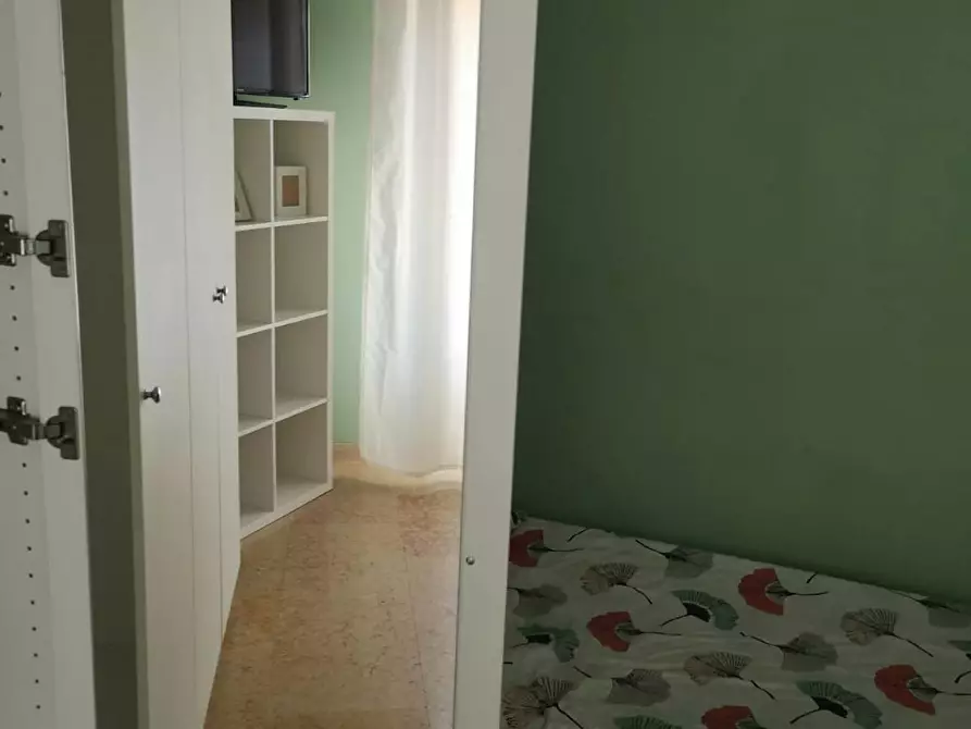 Immagine 7 di Camera condivisa in affitto  in Via Valdichiana a Firenze