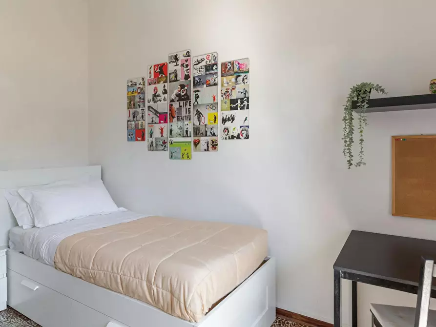 Immagine 6 di Camera in affitto  in Via Luigi Michelazzi a Firenze