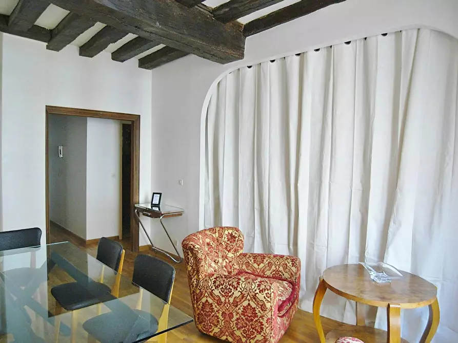 Immagine 4 di Appartamento in affitto  in Rue Montmartre a Paris