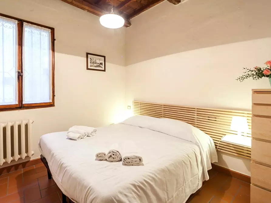 Immagine 1 di Appartamento in affitto  in Via Dante Alighieri a Firenze