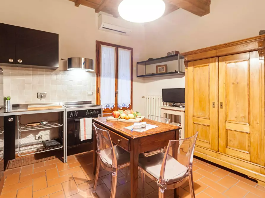 Immagine 4 di Appartamento in affitto  in Via Dante Alighieri a Firenze