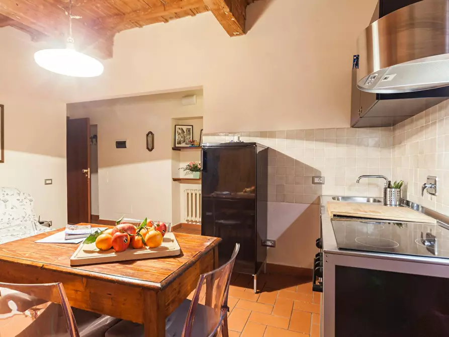 Immagine 8 di Appartamento in affitto  in Via Dante Alighieri a Firenze