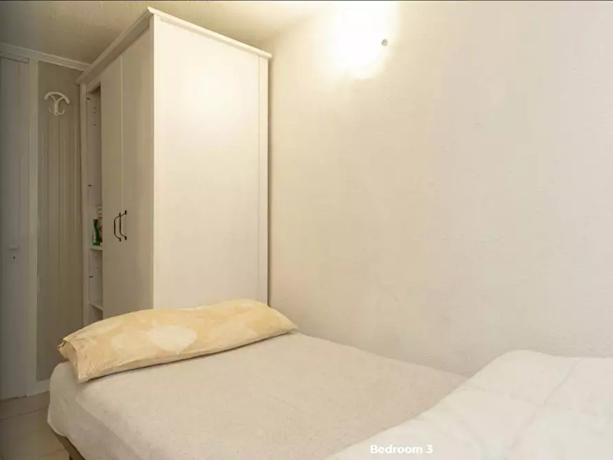 Immagine 6 di Camera in affitto  in Via Neera a Milano