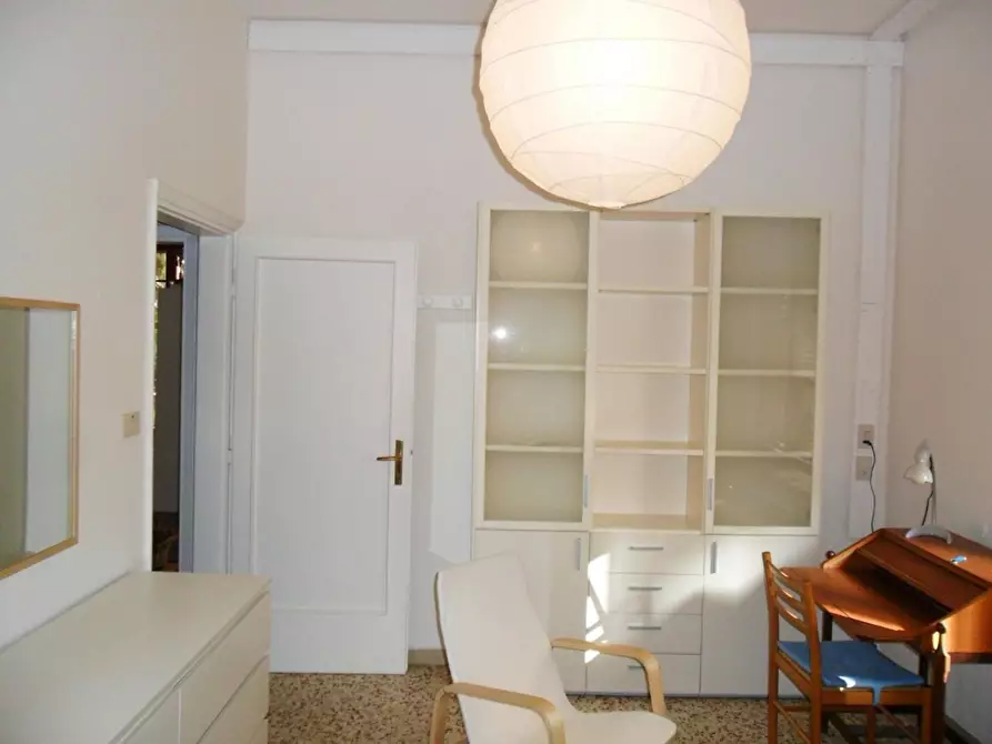 Immagine 3 di Camera in affitto  in Via Renato Fucini a Firenze