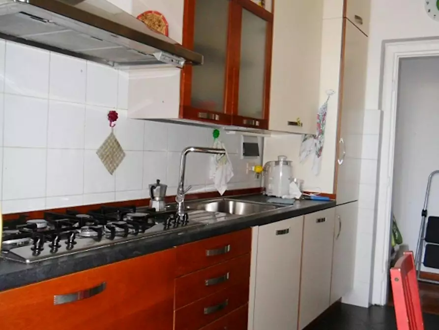 Immagine 5 di Camera in affitto  in Via Renato Fucini a Firenze