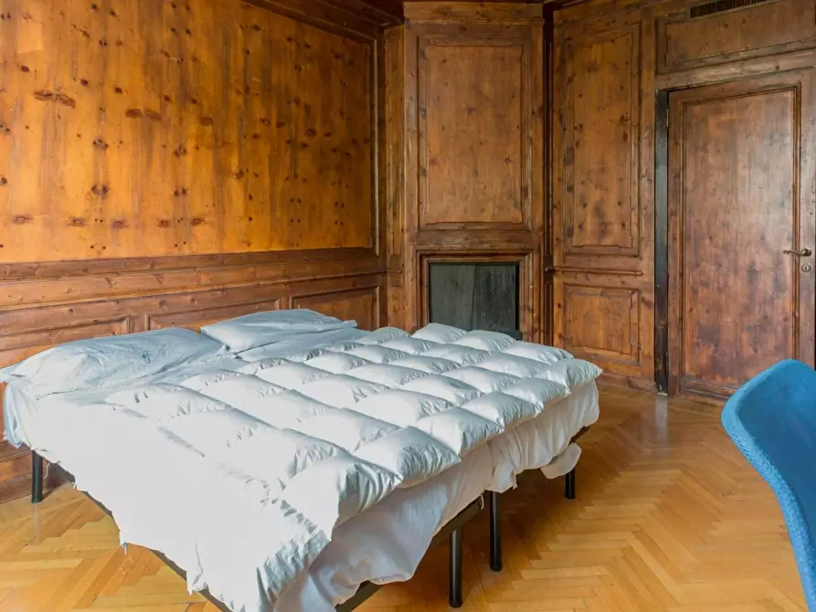Immagine 3 di Camera in affitto  in Via Giovanni Segantini a Milano