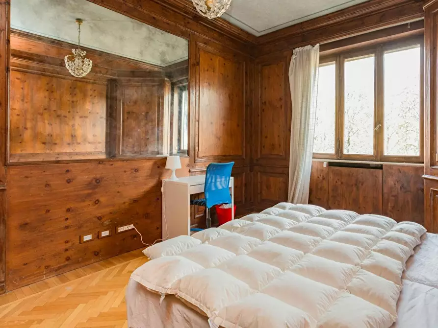 Immagine 1 di Camera in affitto  in Via Giovanni Segantini a Milano