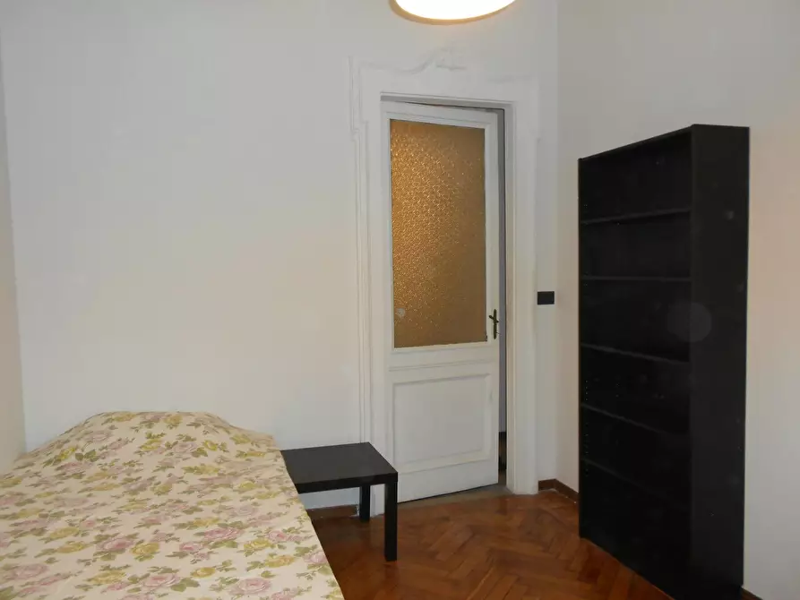 Immagine 2 di Camera in affitto  in Corso San Maurizio a Torino