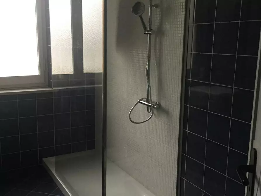 Immagine 4 di Camera in affitto  in Corso San Maurizio a Torino