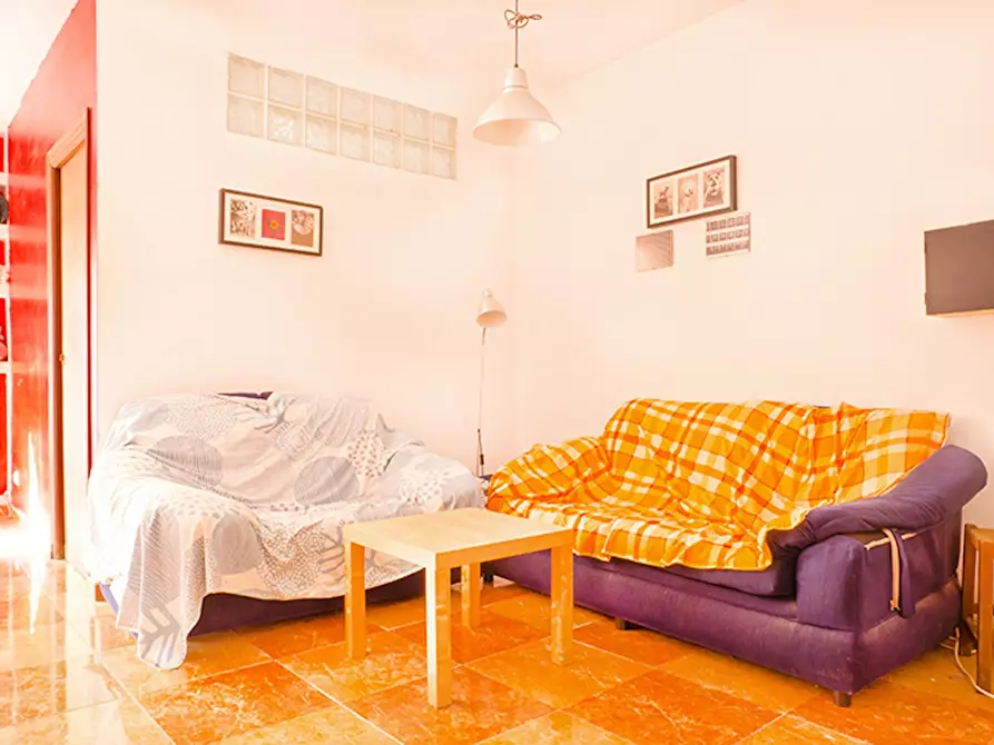 Immagine 4 di Camera in affitto  in Calle Sol a Sevilla