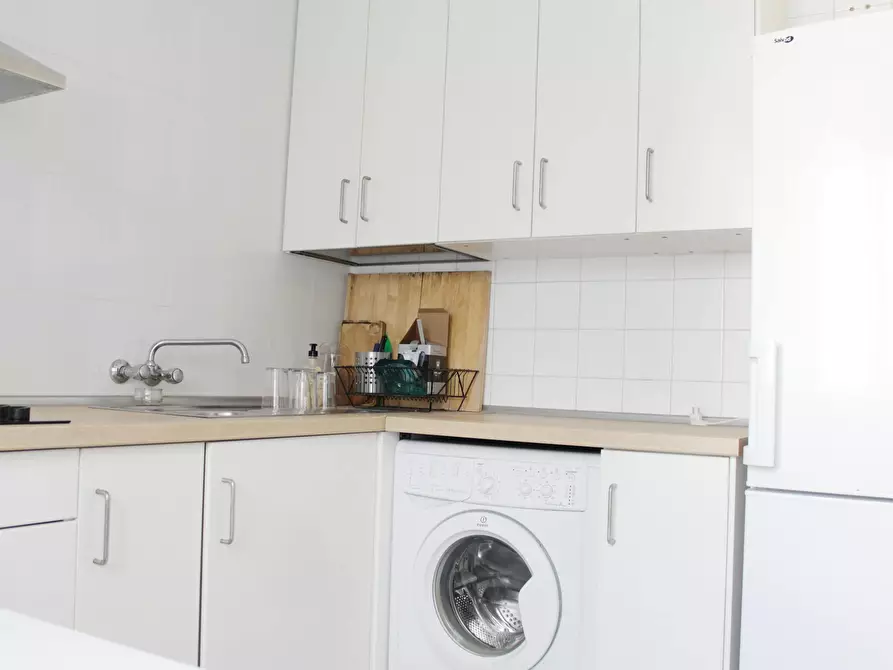 Immagine 6 di Camera in affitto  in Calle Alhondiga a Sevilla