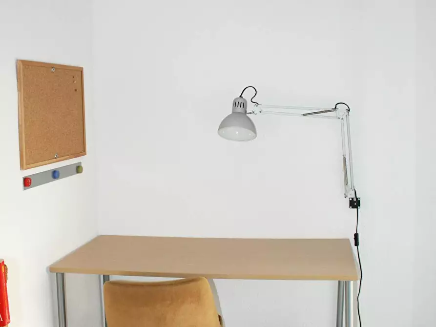 Immagine 5 di Camera in affitto  in Calle Alhondiga a Sevilla