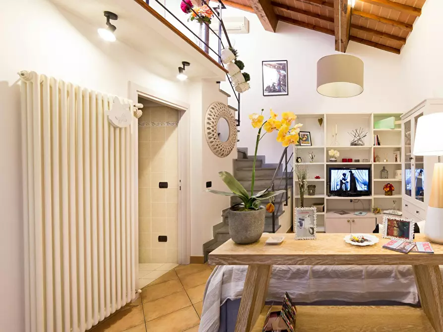 Immagine 1 di Appartamento in affitto  in Via Francesco Domenico Guerrazzi a Sesto Fiorentino