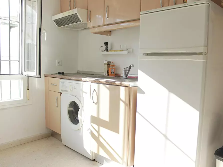 Immagine 4 di Appartamento in affitto  in Plaza San Martín a Sevilla