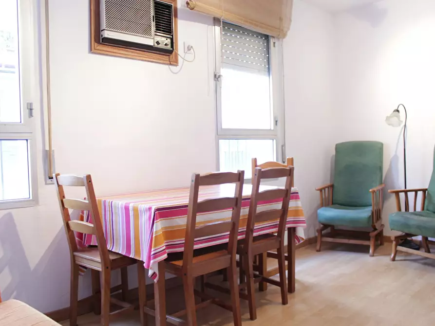 Immagine 5 di Camera in affitto  in Calle Sol a Sevilla