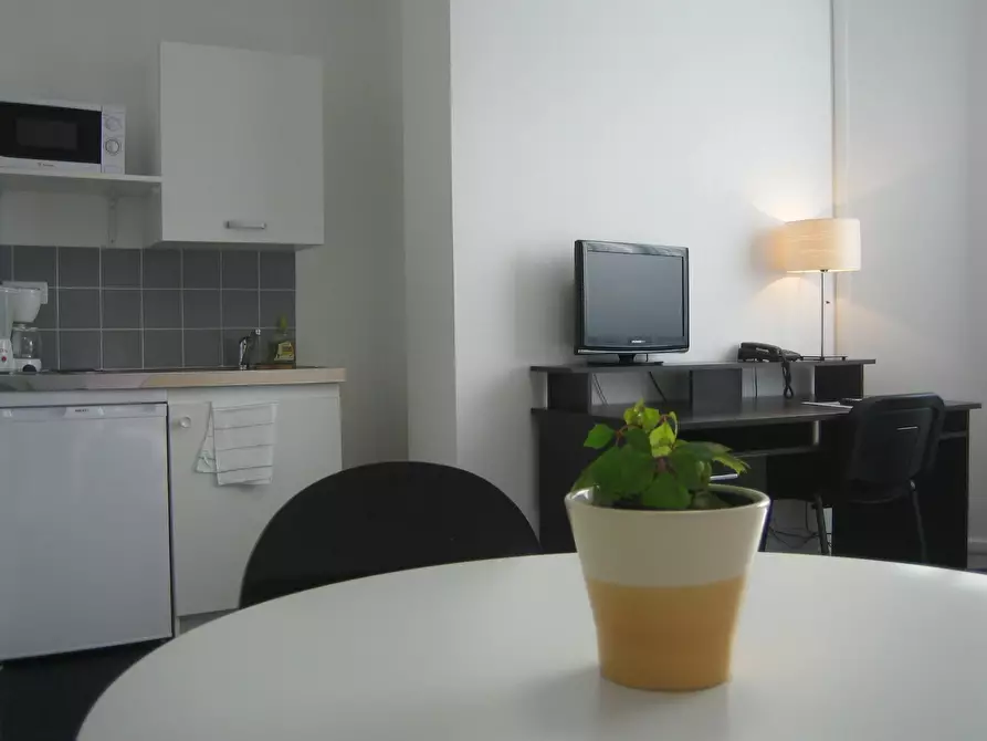 Immagine 3 di Appartamento in affitto  in Cours Moreau a Mâcon