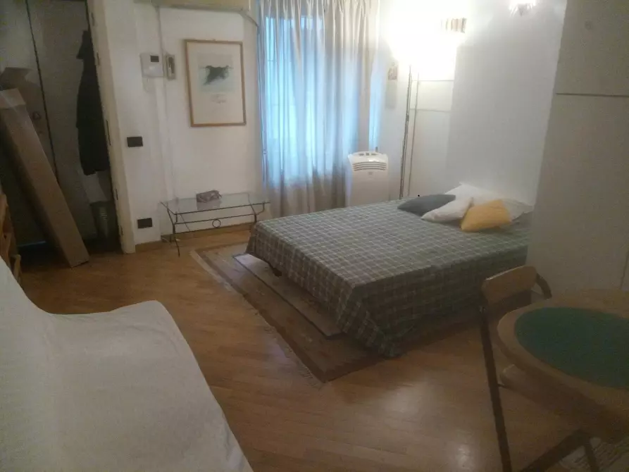 Immagine 9 di Appartamento in affitto  in Via Vigevano a Milano