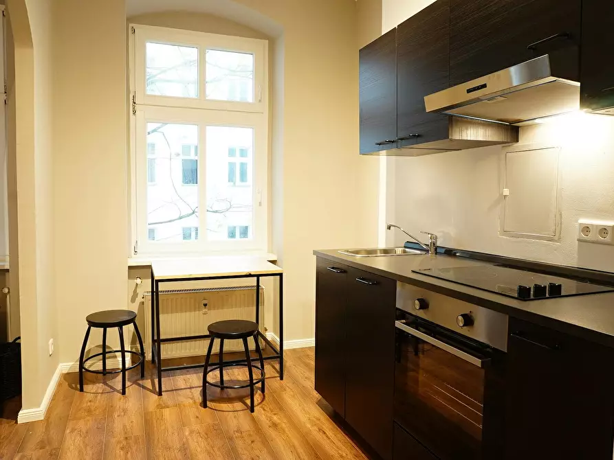 Immagine 5 di Appartamento in affitto  in Jablonskistraße a Berlin