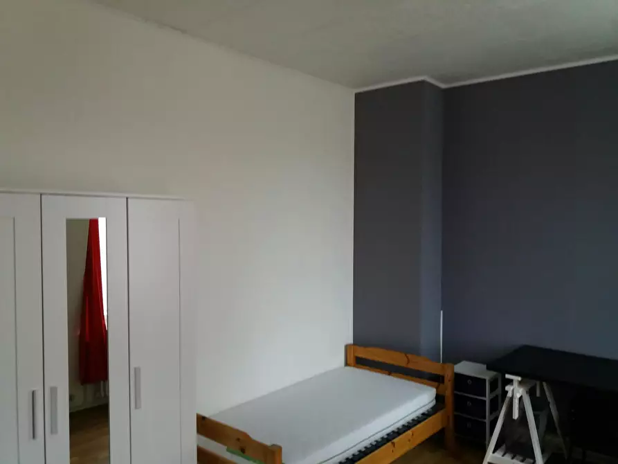 Immagine 2 di Camera in affitto  in Rue du Barœul a Mons-en-Barœul