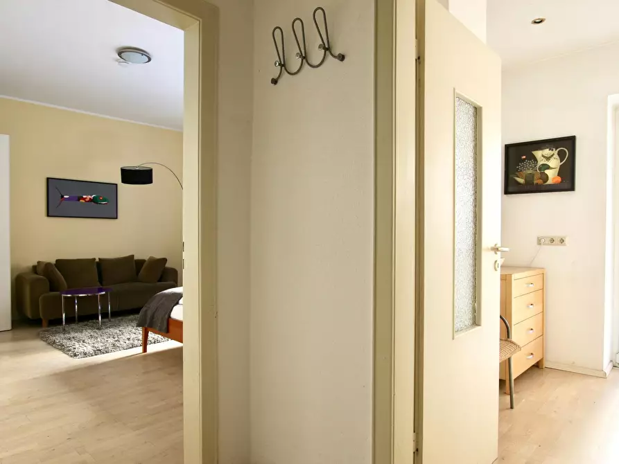Immagine 9 di Appartamento in affitto  in Roonstraße a Köln