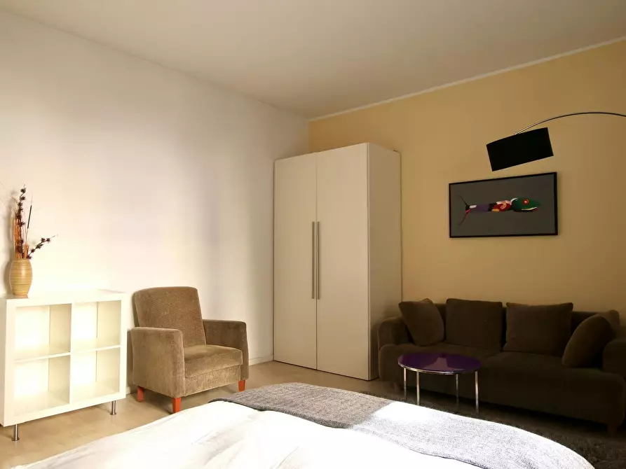 Immagine 5 di Appartamento in affitto  in Roonstraße a Köln