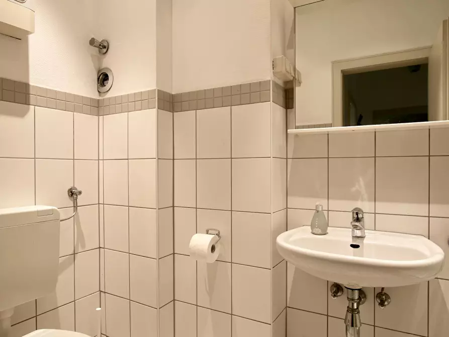 Immagine 10 di Appartamento in affitto  in Roonstraße a Köln